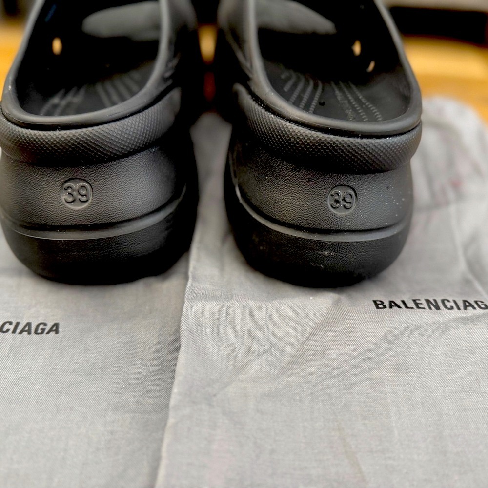 Balenciaga Pool Crocs Slide Sandal - Black, Size 9.5 (39) - Picture 9 of 14